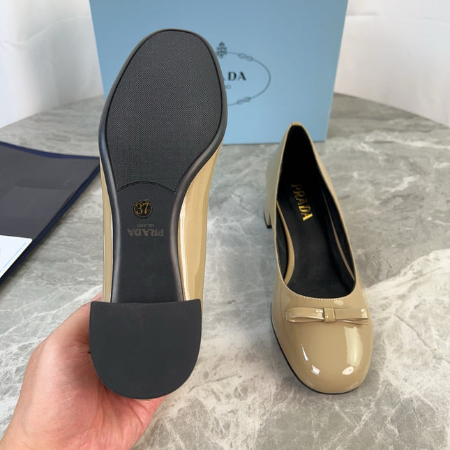 PRADA 25S LOW HEELS SLIP ON BOW 45MM IN GOLDEN BEIGE GLOSSY CALFSKIN
