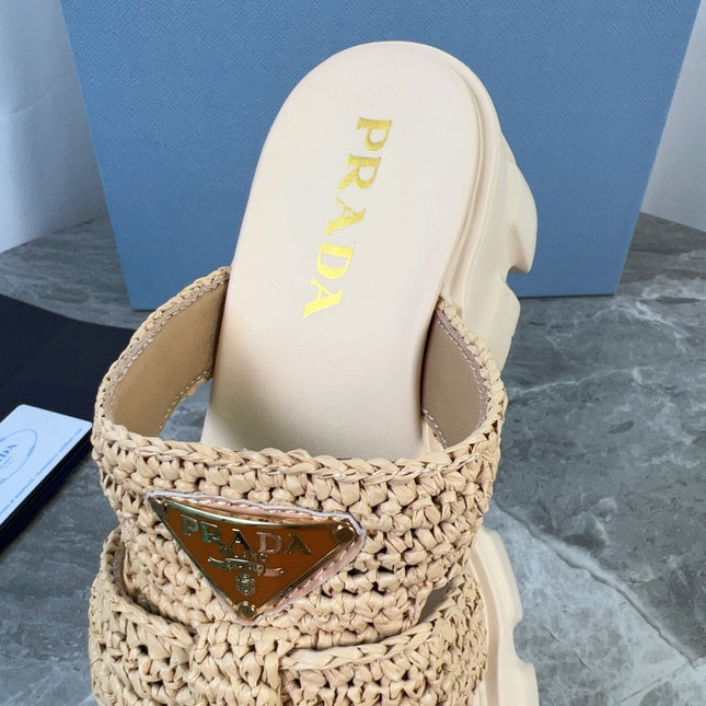 PRADA 25S MONOLITH RUBBER MULES IN BEIGE RAFFIA AND LAMBSKIN