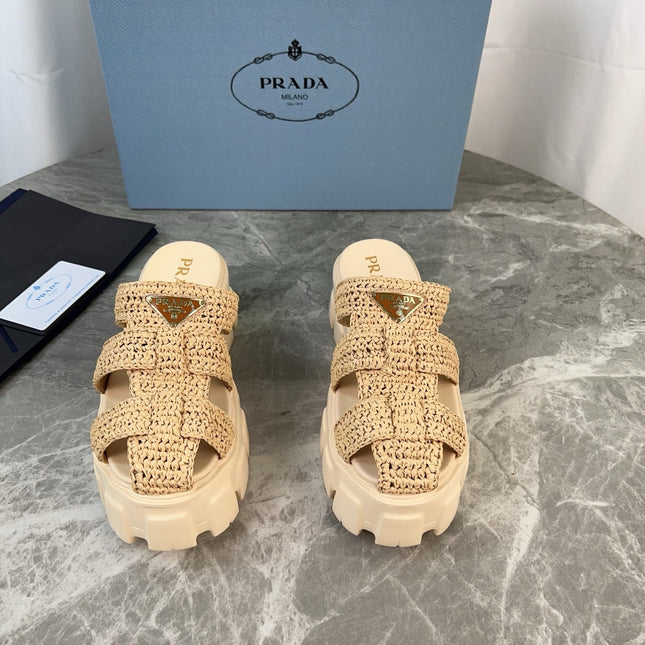 PRADA 25S MONOLITH RUBBER MULES IN BEIGE RAFFIA AND LAMBSKIN