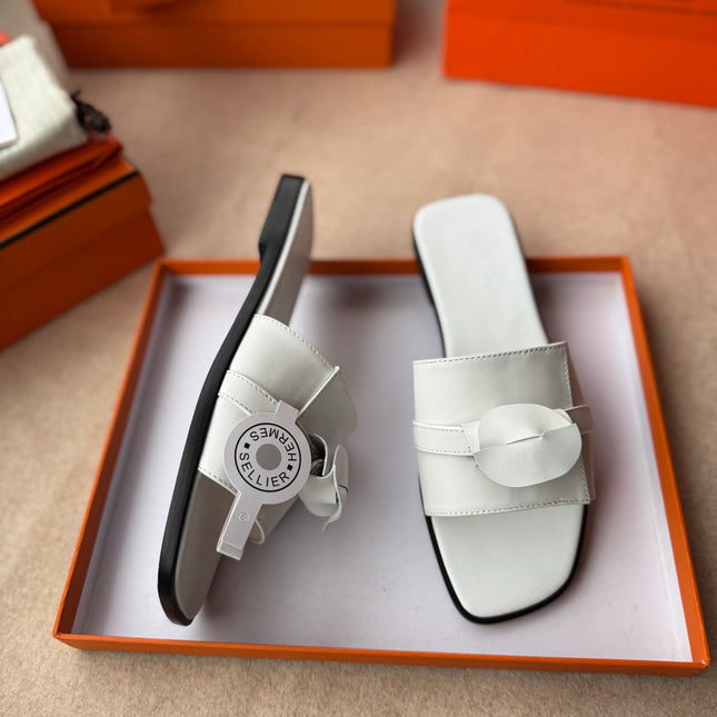 0RAN SANDALS IN WHITE CALFSKIN