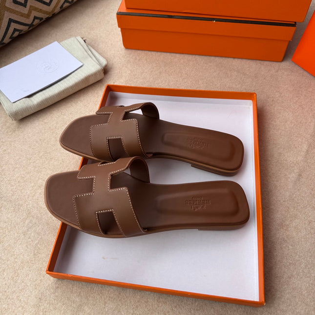 0RAN SANDALS IN PECAN BROWN CALFSKIN