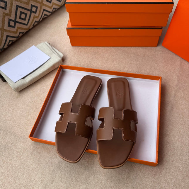 0RAN SANDALS IN PECAN BROWN CALFSKIN