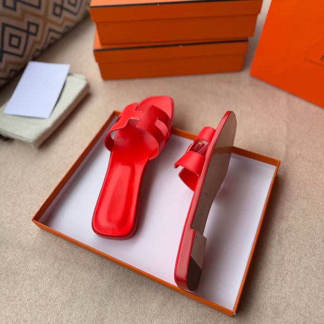 0RAN SANDALS IN CHERRY RED CALFSKIN