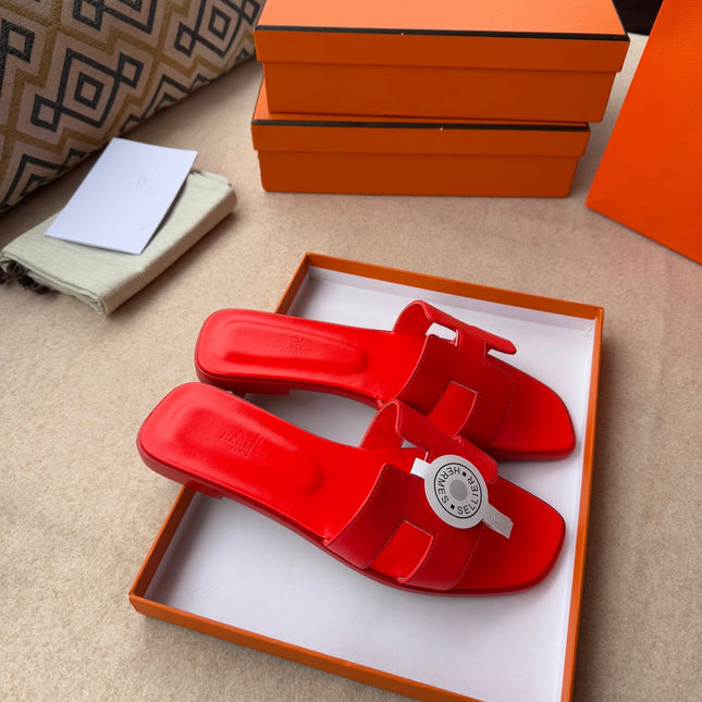 0RAN SANDALS IN CHERRY RED CALFSKIN