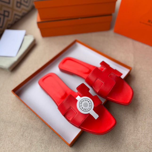 0RAN SANDALS IN CHERRY RED CALFSKIN