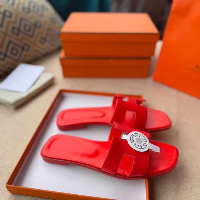 0RAN SANDALS IN CHERRY RED CALFSKIN