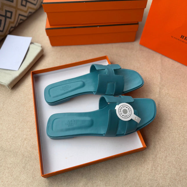 0RAN SANDALS IN SAPPHIRE BLUE CALFSKIN