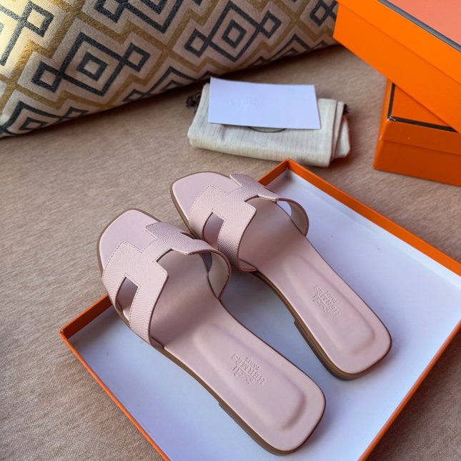 0RAN SANDALS IN PASTEL PINK CALFSKIN