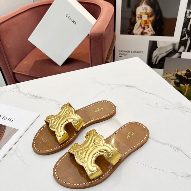TRIOMPHE SLIDE IN GOLD CALFSKIN
