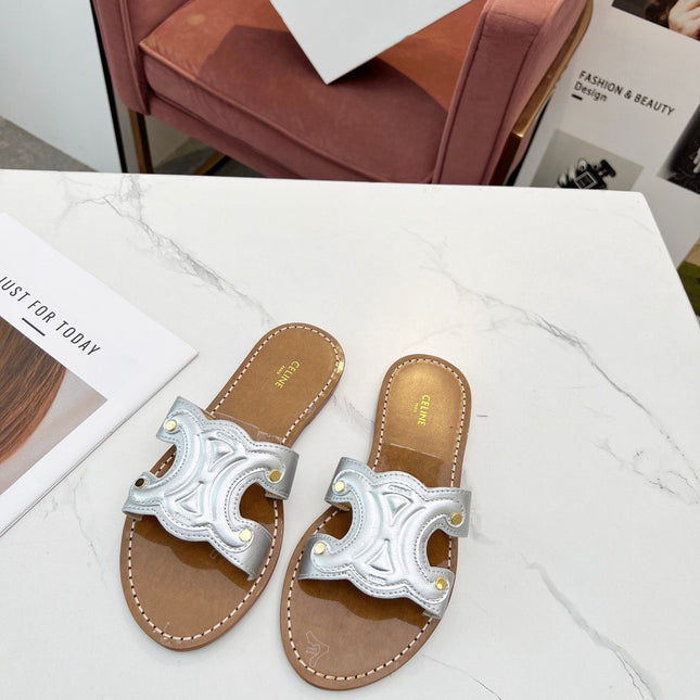 TRIOMPHE SLIDE IN SILVER CALFSKIN