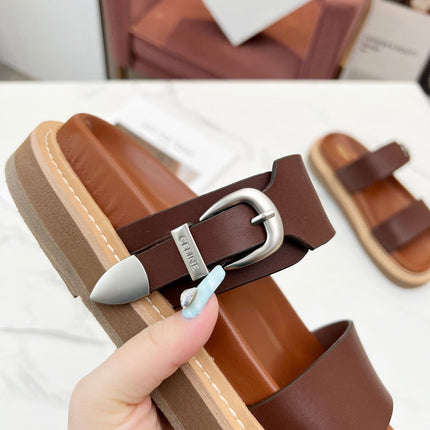 TWO-STRAP SANDALS IN CHESTNUT BROWN CALFSKIN