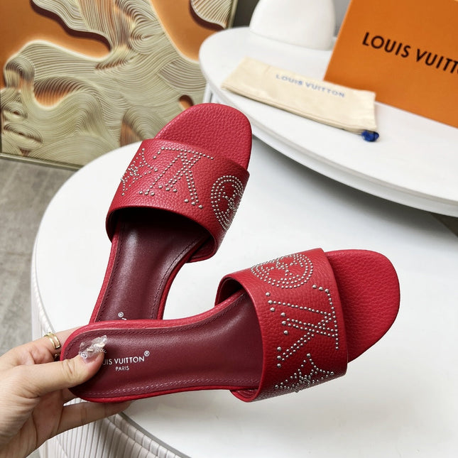 FLAT SLIDE IN RUBY RED LAMBSKIN WITH RHINSTONES