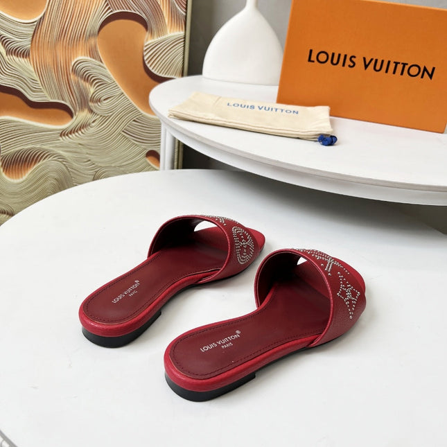 FLAT SLIDE IN RUBY RED LAMBSKIN WITH RHINSTONES