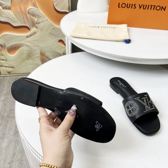 FLAT SLIDE IN BLACK LAMBSKIN WITH RHINSTONES