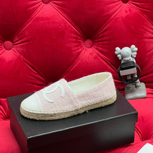 WOVEN LOAFERS IN LIGHT PINK FABRIC