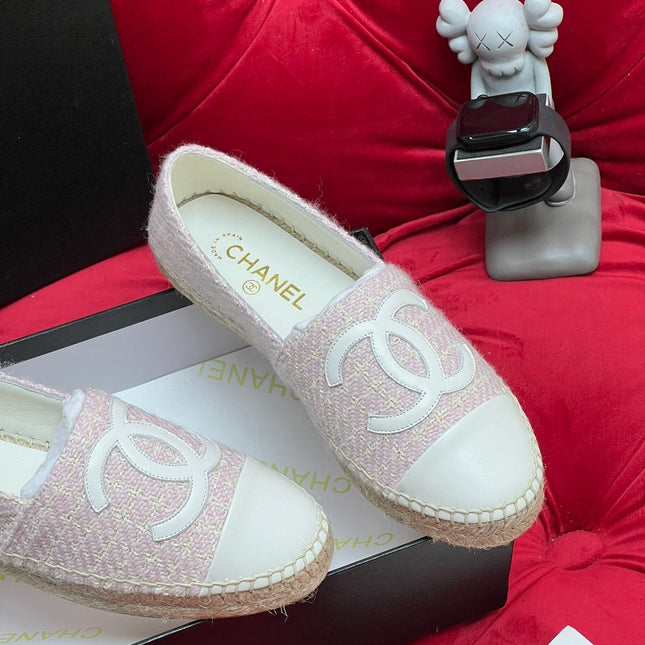 WOVEN LOAFERS IN LIGHT PINK FABRIC