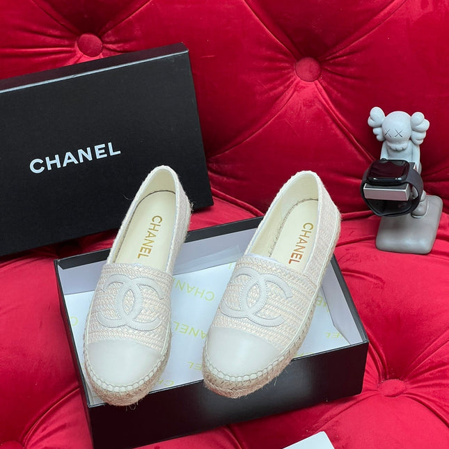 WOVEN LOAFERS IN WHITE BEIGE FABRIC