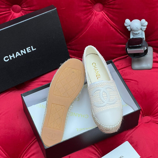 WOVEN LOAFERS IN WHITE BEIGE FABRIC