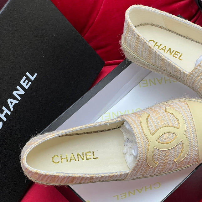 WOVEN LOAFERS IN DARK CREAM FABRIC