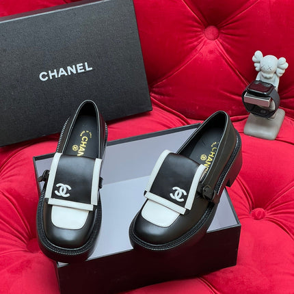 CC MOCCASIN LOAFER IN BLACK MIX WHITE LAMBSKIN