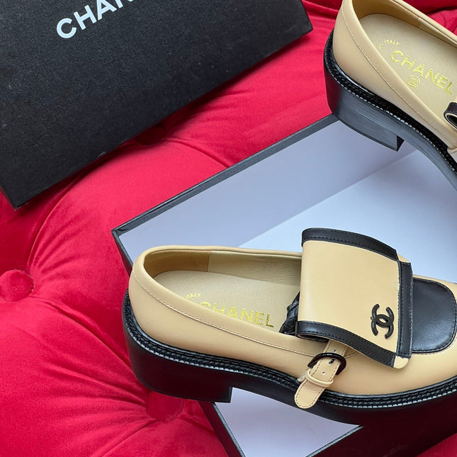 CC MOCCASIN LOAFER IN YELLOW CREAM MIX BLACK LAMBSKIN