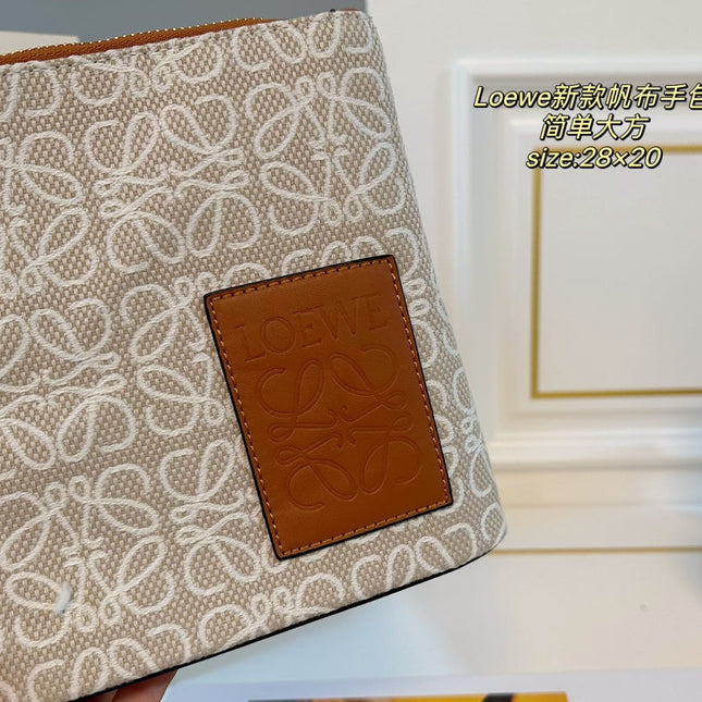 LOE 28 CLUTCH BAG IN BEIGE ANAGRAM JACQUARD