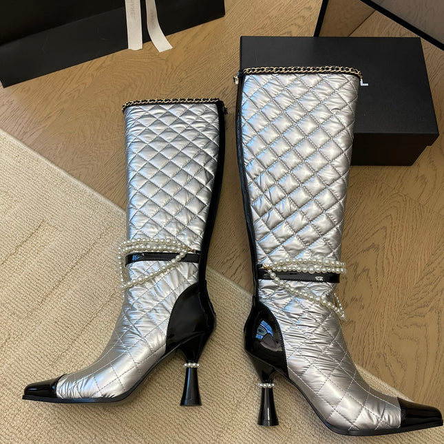 KNEE HIGH BOOTS 8 CM IN SILVER MIX BLACK CALFSKIN WITH PEARL CHAIN