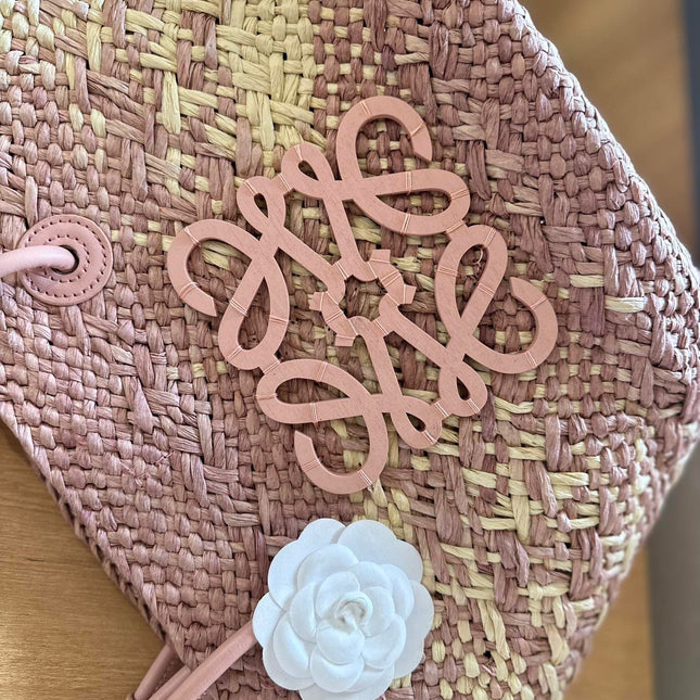 LOE SMALL ANAGRAM BASKET 28 BAG IN TURKISH ROSE IRACA PALM AND CALFSKIN