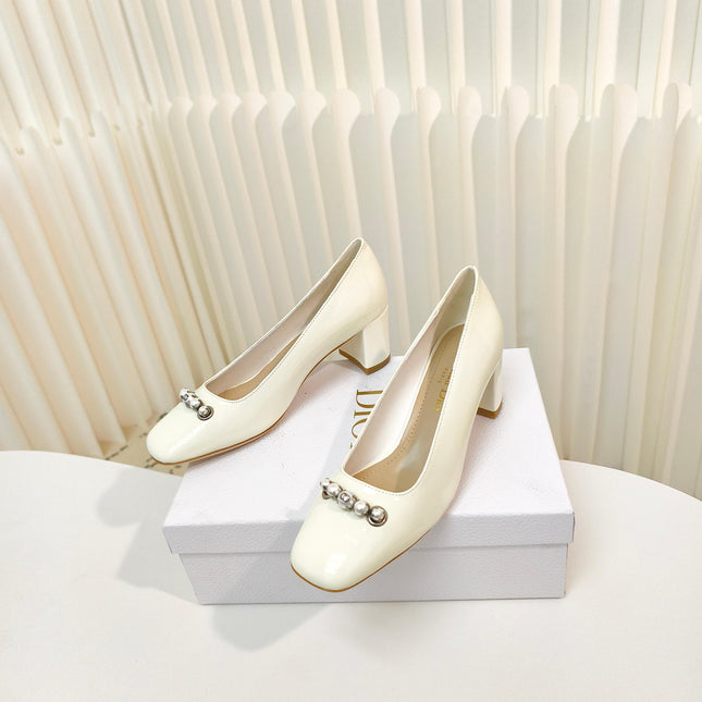 DIOR HIGH HEEL 55 MM 25S IN WHITE LAMBSKIN PEARL DETAILING