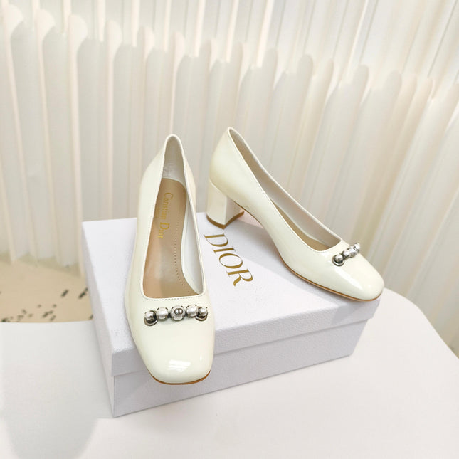 DIOR HIGH HEEL 55 MM 25S IN WHITE LAMBSKIN PEARL DETAILING