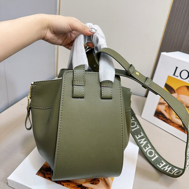 LOE COMPACT HAMMOCK 24 BAG IN OLIVE MELLOW CALFSKIN AND CANVAS