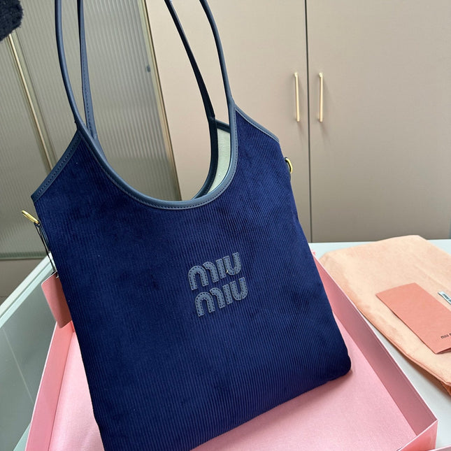 IVY TOTE BAG 34 IN NAVY CORDUROY
