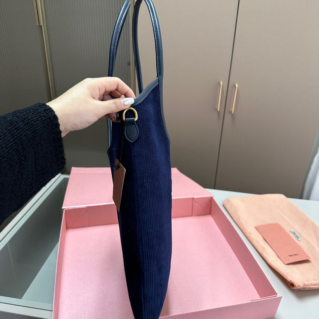 IVY TOTE BAG 34 IN NAVY CORDUROY
