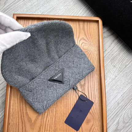 BEANIE HAT IN SHADOW GRAY WOOL AND RABBIT FUR 342034