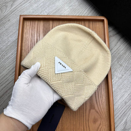 BEANIE HAT IN BISQUE BEIGE WOOL AND RABBIT FUR 436397