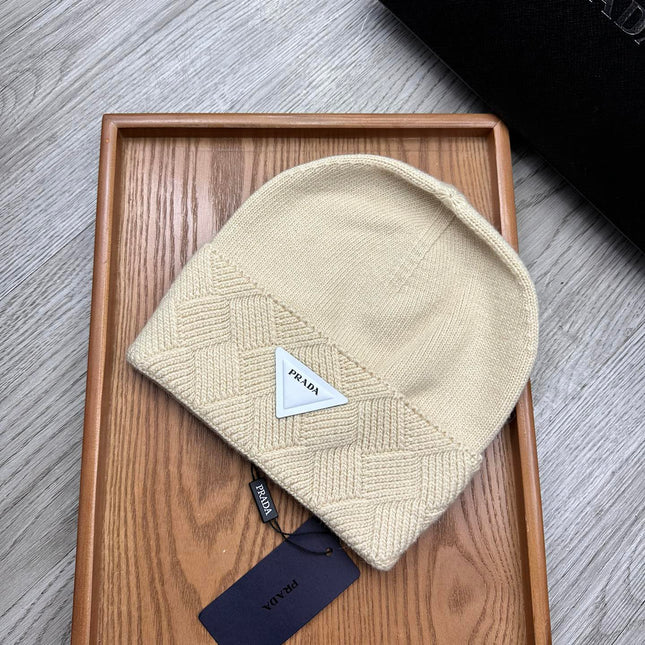 BEANIE HAT IN BISQUE BEIGE WOOL AND RABBIT FUR 436397