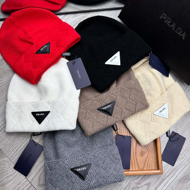 BEANIE HAT IN BISQUE BEIGE WOOL AND RABBIT FUR 436397