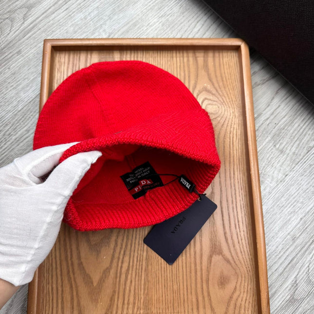 BEANIE HAT IN CHERRY RED WOOL AND RABBIT FUR 436398