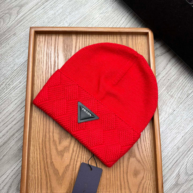 BEANIE HAT IN CHERRY RED WOOL AND RABBIT FUR 436398