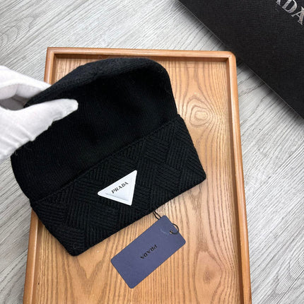 BEANIE HAT IN BLACK WOOL AND RABBIT FUR 436400