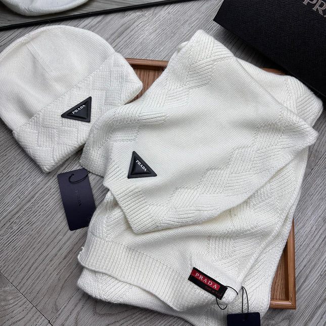 SET SCARF AND HAT IN WHITE WOOL AND RABBIT FUR 397408