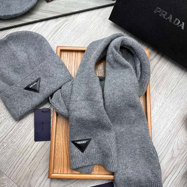 SET SCARF AND HAT IN RHINO GRAY WOOL AND RABBIT FUR 397407