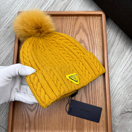 BEANIE HAT IN MUSTARD YELLOW WOOL 352365