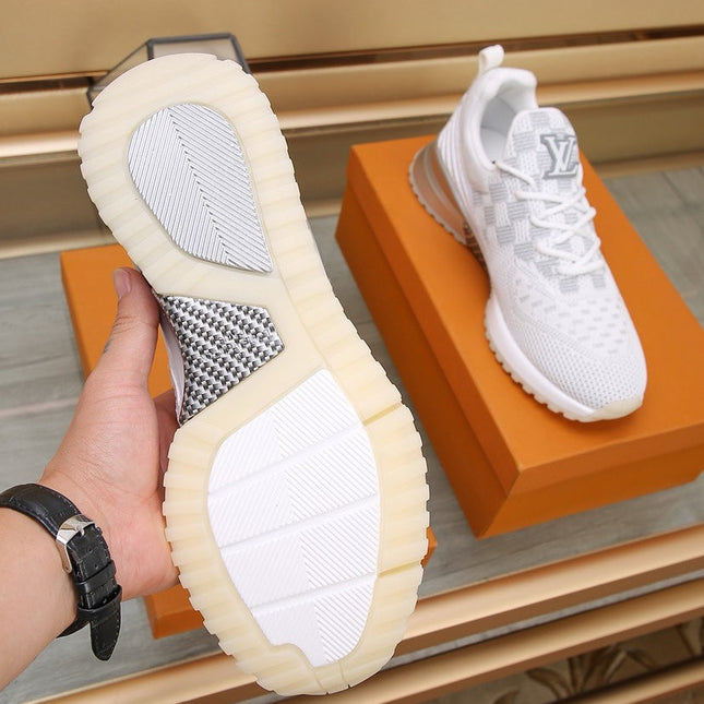 SNEAKERS IN WHITE MESH BREATHABLE AND RUBBER