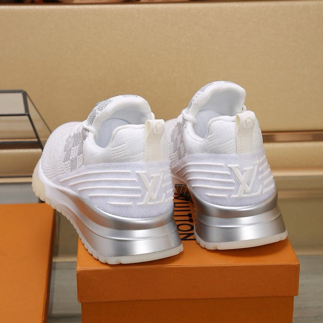 SNEAKERS IN WHITE MESH BREATHABLE AND RUBBER