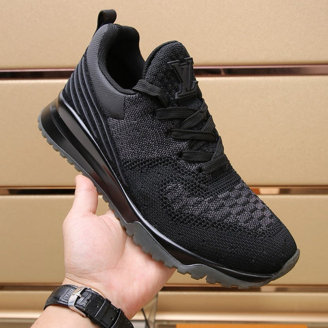 SNEAKERS IN BLACK MESH BREATHABLE AND RUBBER