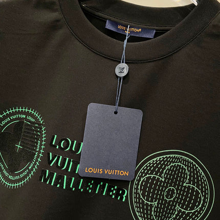 LV BLACK COTTON T-SHIRT GREEN LOGO PRINT 238842