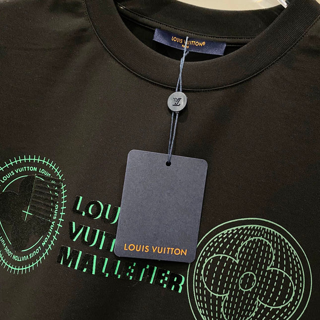 LV BLACK COTTON T-SHIRT GREEN LOGO PRINT 238842