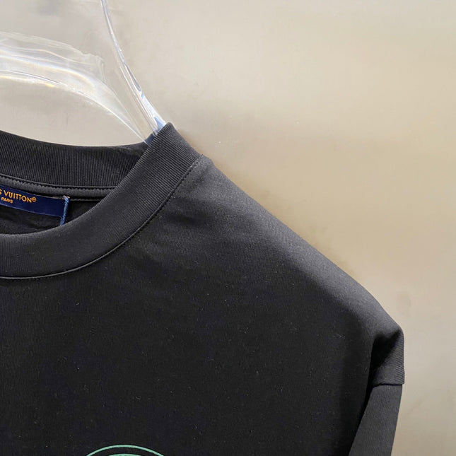 LV BLACK COTTON T-SHIRT GREEN LOGO PRINT 238842