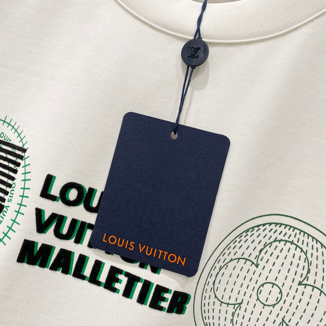 LV WHITE COTTON T-SHIRT GREEN LOGO PRINT 238843